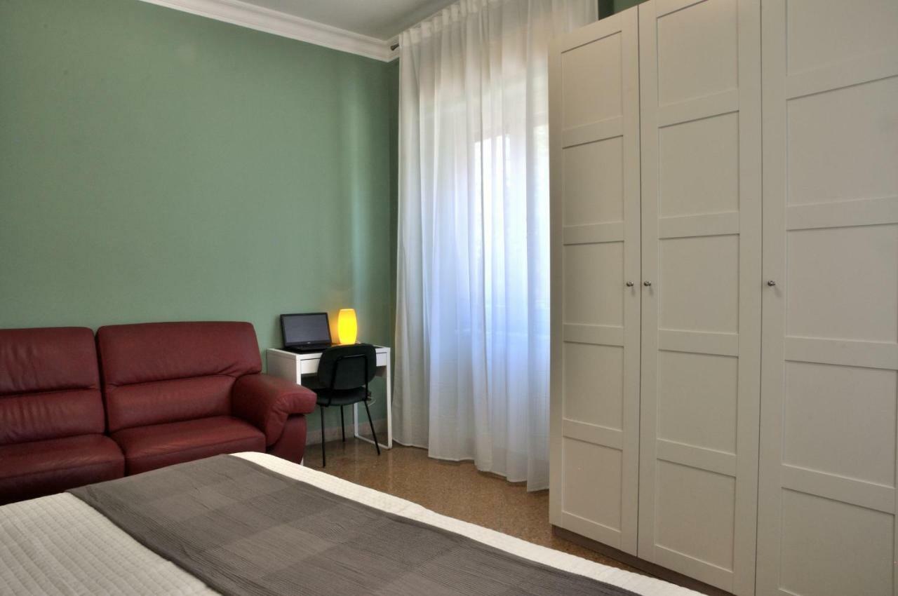 Elera Holiday Apartment Палермо Екстер'єр фото