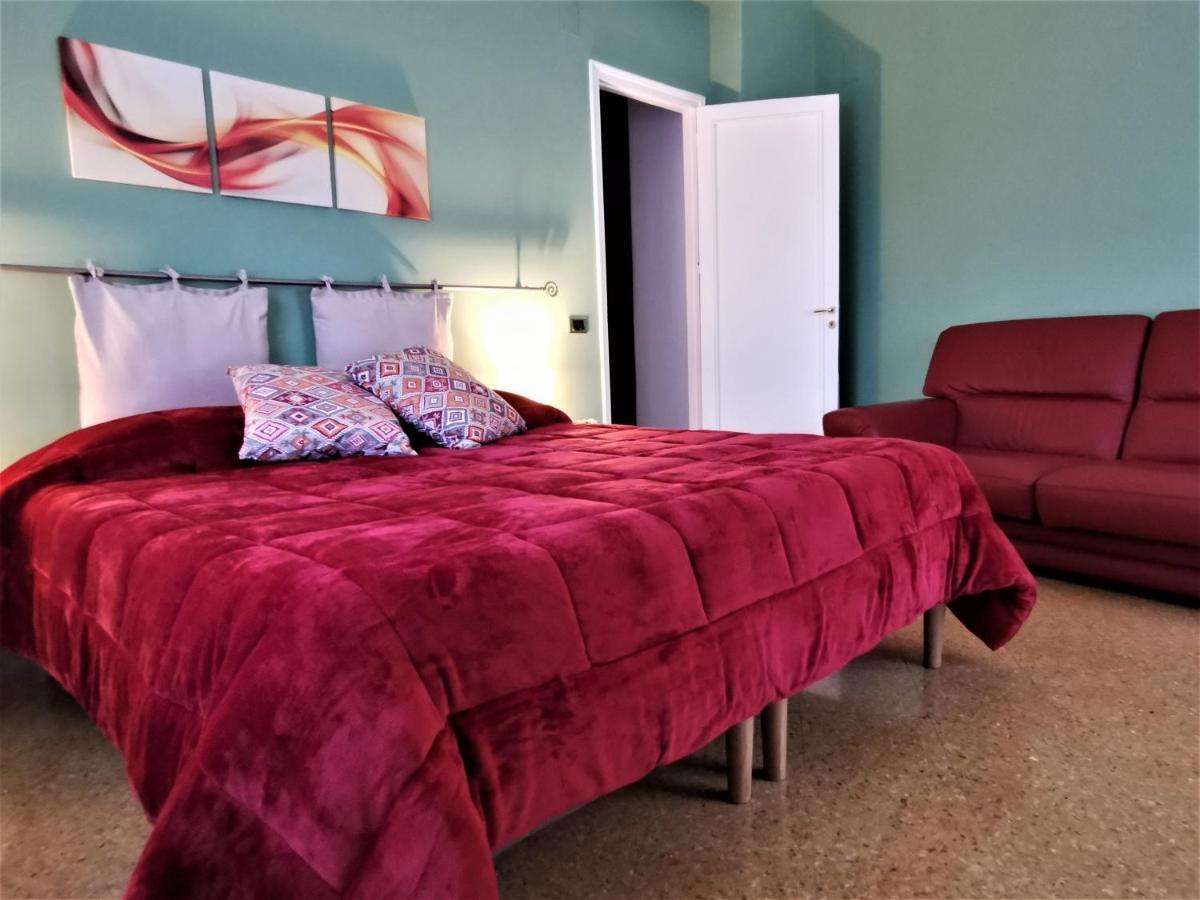 Elera Holiday Apartment Палермо Екстер'єр фото